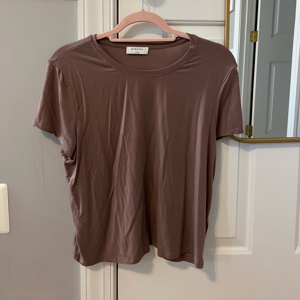 Babaton everyday t shirt large